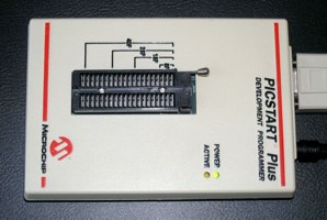 PICSTART Plus Programmer