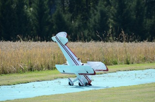 Unsuccessful take-off attempt of the Great Planes Super Stearman