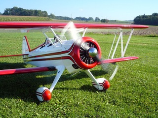 Close view at the Super Stearman's engine section at idle throttle